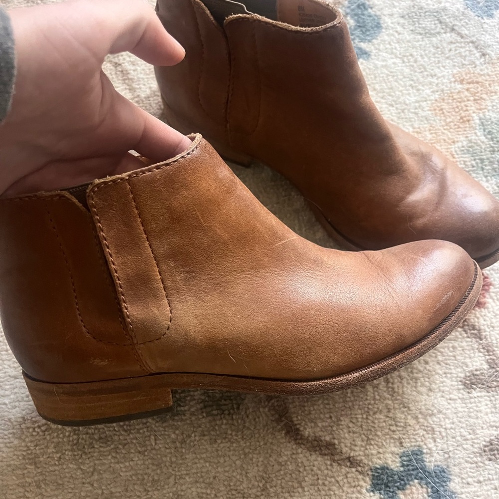 KORK-EASE Velma Brown Leather Burnished Pull on Chelsea Fall Boot Booties Size 8